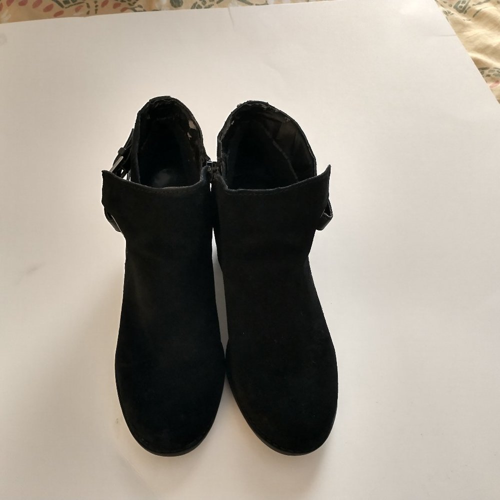 SONOMA Bree Black Genuine Suede Casual Ankle Boots Size 7M